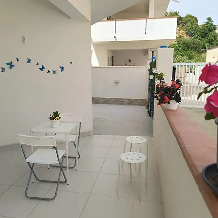 Appartement Rosso Corallo A Tre Minuti Dal Mare Disponibile Piano Terra Indipendente Sul Golfo Di Castellammare
